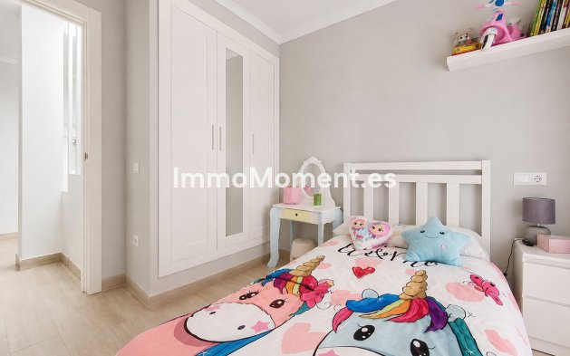 Revente - Maison mitoyenne - Estepona  - Estepona Centro