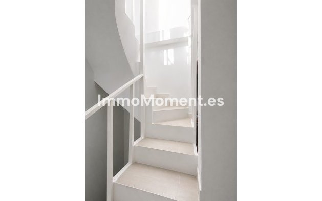 Revente - Maison mitoyenne - Estepona  - Estepona Centro