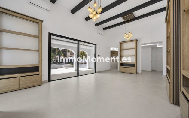 Wiederverkauf - Freistehende Villa - Marbella - Guadalmina Alta