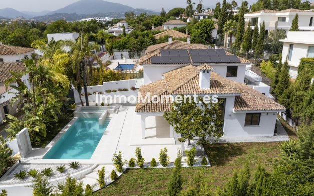 Wiederverkauf - Freistehende Villa - Marbella - Guadalmina Alta