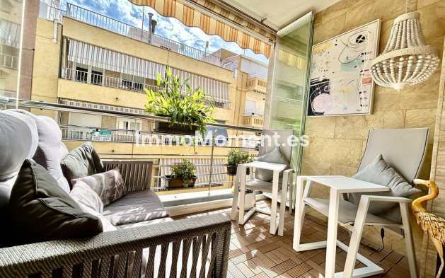 Resale - Apartment - Torrevieja - Torrevieja Centro