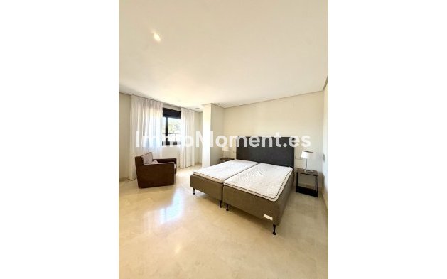 Wiederverkauf - Wohnung - Puerto Banús