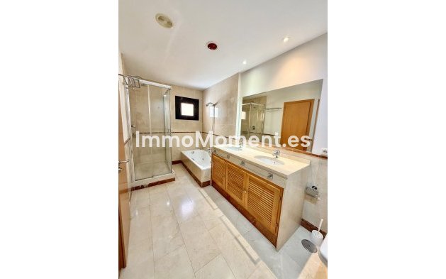Wiederverkauf - Wohnung - Puerto Banús