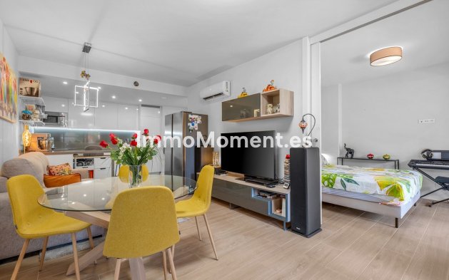 Wiederverkauf - Wohnung - Orihuela Costa - Villamartín