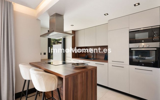 Revente - Appartement - Marbella - Nueva Andalucía