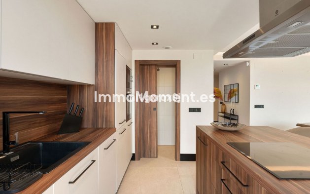 Revente - Appartement - Marbella - Nueva Andalucía