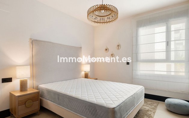 Revente - Appartement - Marbella - Nueva Andalucía