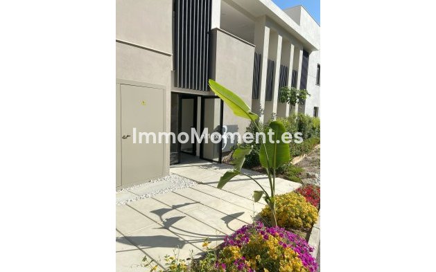 Revente - Appartement - Marbella - Nueva Andalucía