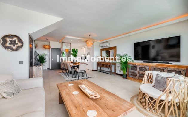 Resale - Townhouse - Marbella - Las Chapas