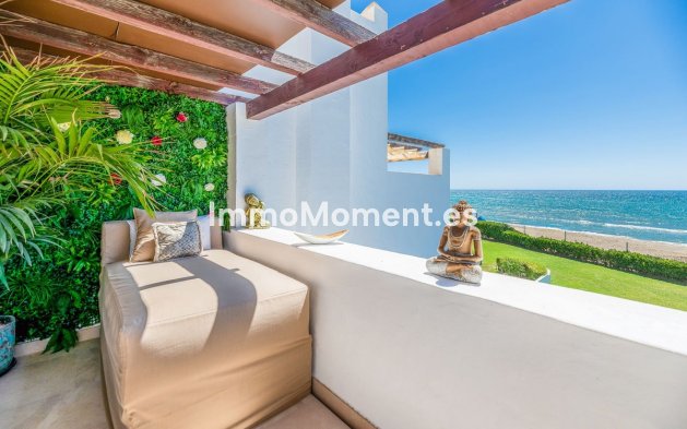 Resale - Townhouse - Marbella - Las Chapas