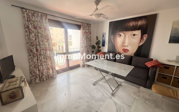 Bestaande woning - Vrijstaande villa - Estepona  - Estepona Centro