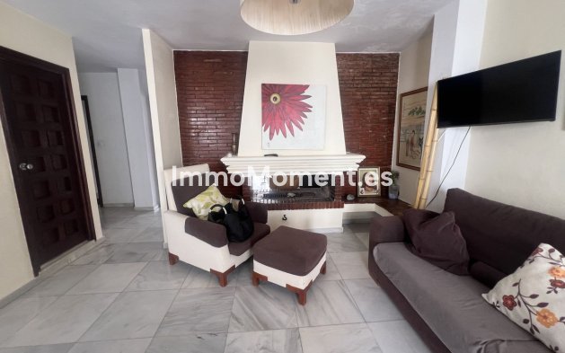Bestaande woning - Vrijstaande villa - Estepona  - Estepona Centro