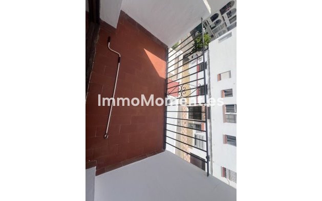 Bestaande woning - Vrijstaande villa - Estepona  - Estepona Centro