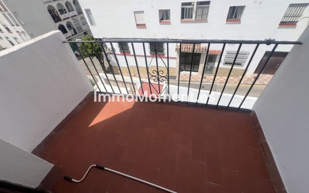 Bestaande woning - Vrijstaande villa - Estepona  - Estepona Centro