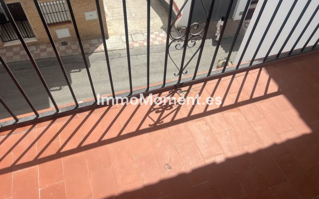 Bestaande woning - Vrijstaande villa - Estepona  - Estepona Centro
