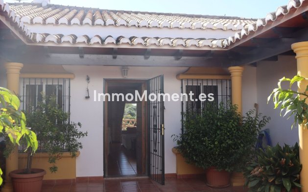 Resale - Country house - Mijas Costa - La Cala de Mijas