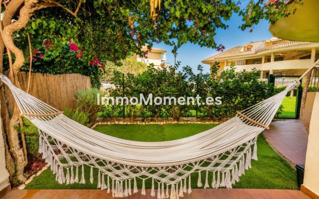 Resale - Apartment - Fuengirola - Carvajal