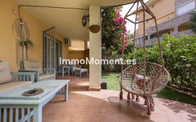 Resale - Apartment - Fuengirola - Carvajal