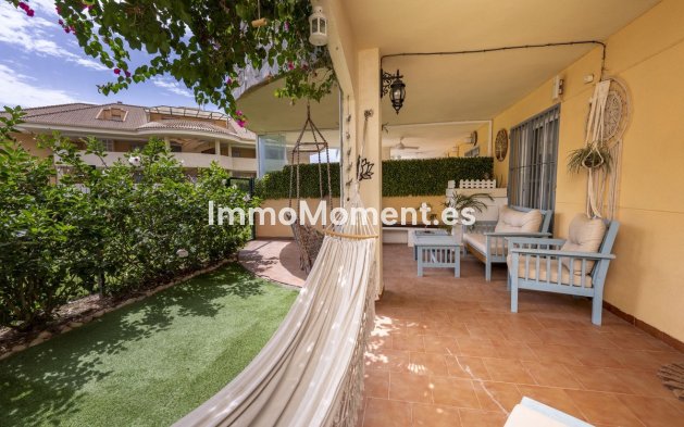 Resale - Apartment - Fuengirola - Carvajal