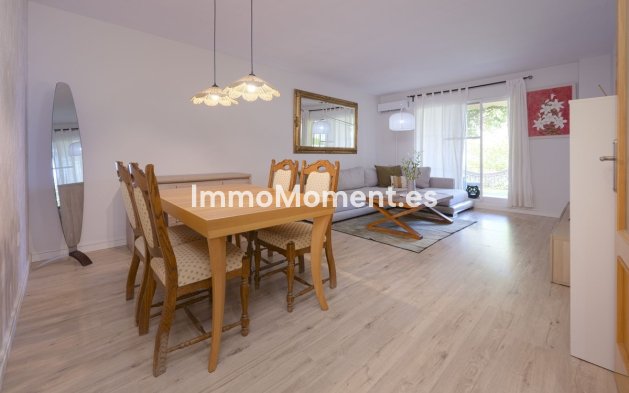 Resale - Apartment - Fuengirola - Carvajal