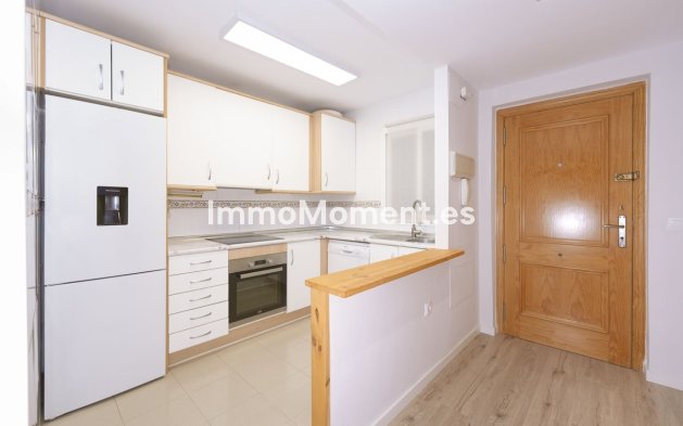 Resale - Apartment - Fuengirola - Carvajal