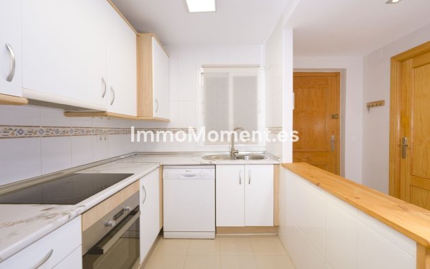 Resale - Apartment - Fuengirola - Carvajal