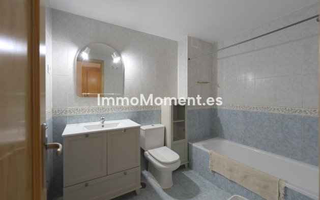 Resale - Apartment - Fuengirola - Carvajal