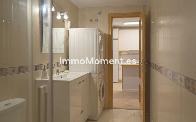 Resale - Apartment - Fuengirola - Carvajal