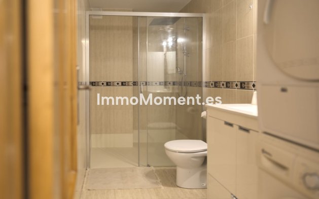 Resale - Apartment - Fuengirola - Carvajal