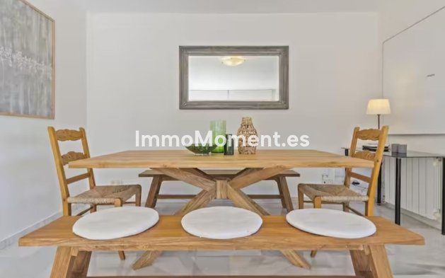 Resale - Detached villa - Marbella - Elviria