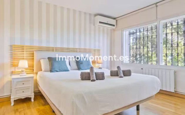 Resale - Detached villa - Marbella - Elviria