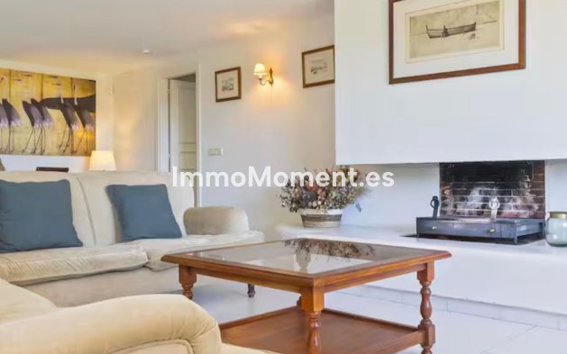 Resale - Detached villa - Marbella - Elviria