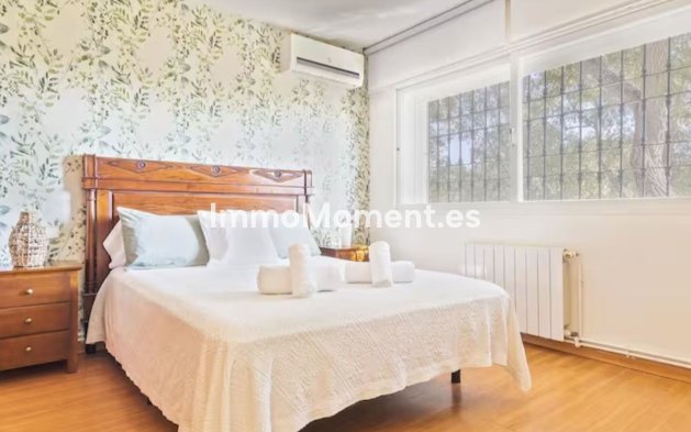 Resale - Detached villa - Marbella - Elviria