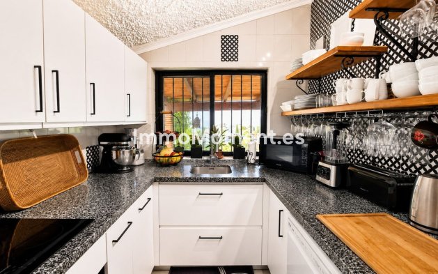 Wiederverkauf - Freistehende Villa - Casares - Casares Playa