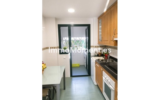 Wiederverkauf - Wohnung - Estepona  - Estepona Centro