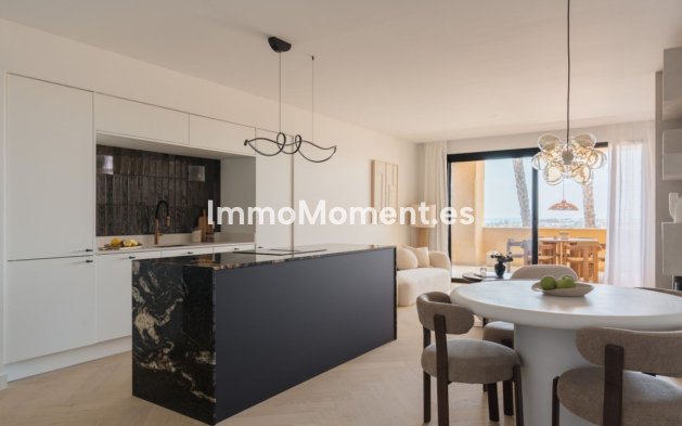 Resale - Apartment - Marbella - Nueva Andalucía