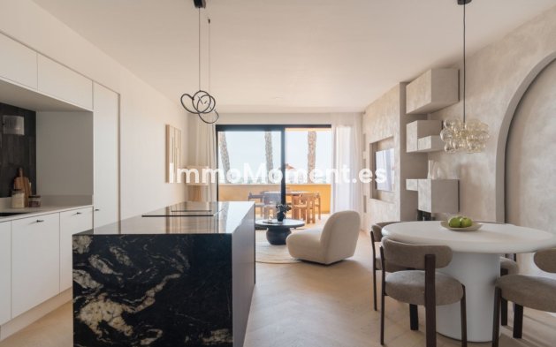 Resale - Apartment - Marbella - Nueva Andalucía