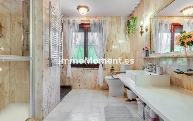 Resale - Detached villa - Marbella - The Golden Mile