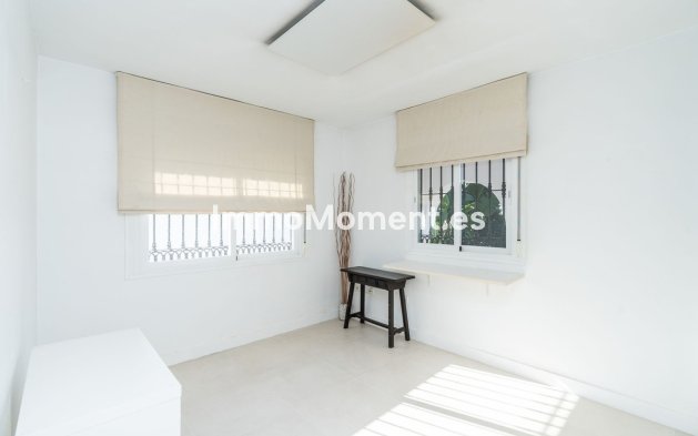 Reventa - Villa independiente - Marbella - Costabella