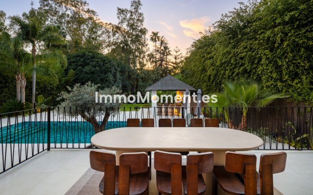Wiederverkauf - Freistehende Villa - Marbella - Nueva Andalucía