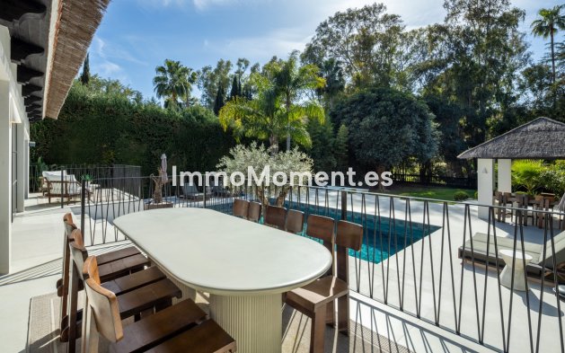 Wiederverkauf - Freistehende Villa - Marbella - Nueva Andalucía