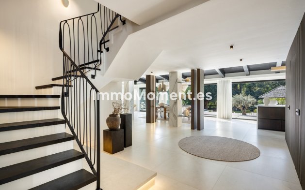 Wiederverkauf - Freistehende Villa - Marbella - Nueva Andalucía