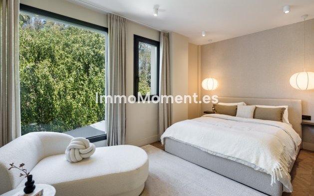 Wiederverkauf - Freistehende Villa - Marbella - Nueva Andalucía