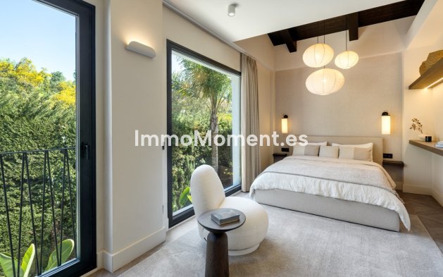 Wiederverkauf - Freistehende Villa - Marbella - Nueva Andalucía