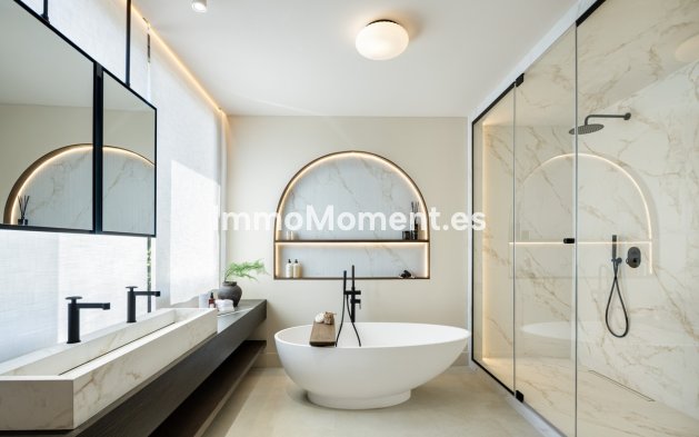 Wiederverkauf - Freistehende Villa - Marbella - Nueva Andalucía