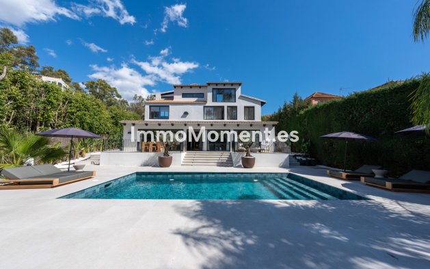 Wiederverkauf - Freistehende Villa - Marbella - Nueva Andalucía