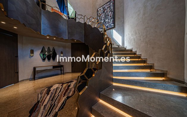 Resale - Detached villa - Marbella - Guadalmina Baja