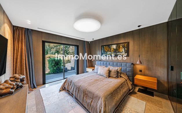 Resale - Detached villa - Marbella - Guadalmina Baja