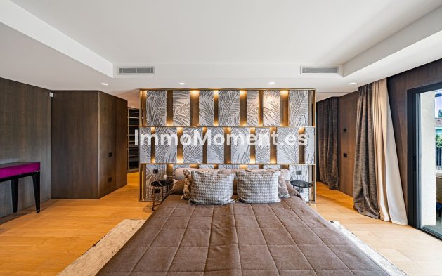 Resale - Detached villa - Marbella - Guadalmina Baja