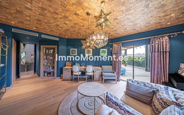 Resale - Detached villa - Marbella - Guadalmina Baja